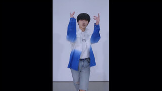 【严浩翔】 NCT DREAM < BOOM > COVER 严浩翔 focus