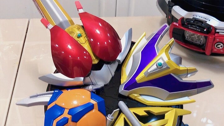 Người tạo ra thanh kiếm? Kamen Rider Den-O DX dạng xe lửa Thanh kiếm xe lửa