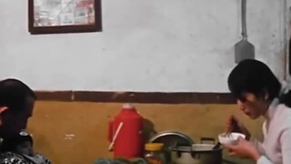 “Kesulitan pekerja di lapisan bawah terlihat jelas”