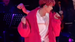 This is really the aloof Xiang Liu! Tan Jianci and his dancers have completely different feelings wh