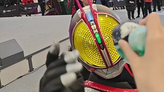 他愣住了愣住了哈哈哈哈（魂展拿出蝙蝠印章）