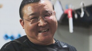 Tại sao phải trả lương cao nếu nó có thể rẻ? Chỉ mong anh em Đông Bắc bớt bồi bàn 2 năm thôi