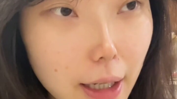 Chế độ AA nam nữ trên Xiaohongshu TV là một trò cười lớn, ảnh hưởng nghiêm trọng đến việc con gái tì