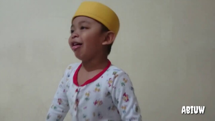 video Lucu banget solawat sampe tersedak