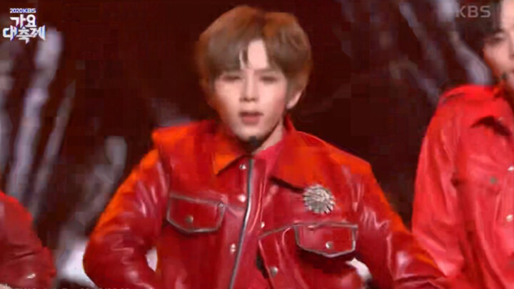 เวทีคอลแลบพิเศษในงาน KBS Gayo Daechujam 2020: ทาโร่คัฟเวอร์เพลง “Hard Carry” และคลิปเดี่ยวแบบไลฟ์