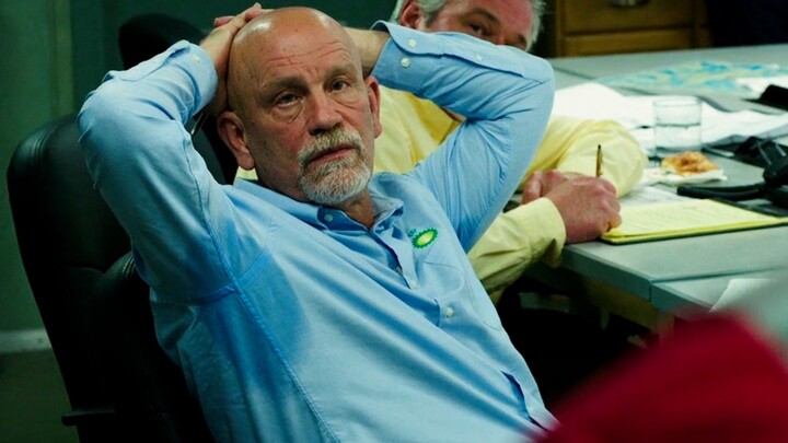 Khi dân lão làng nơi công sở chạm trán với người thẳng thắn, thực tế