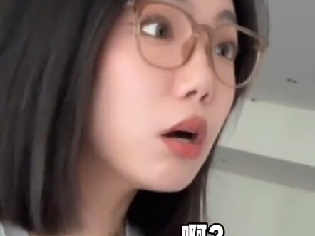 Bibir kakak laki-laki sudah pucat.