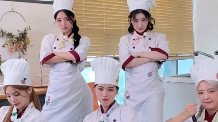 Now I really become a five-chef! [ITZY] Chef's Clothes CAKE Dance Challenge!