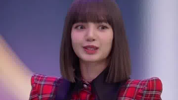 【Lisa】Suýt nữa thì nhảy luôn điệu Money, ánh mắt ngượng ngùng đáng yêu quá