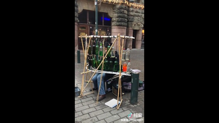 盘点一些巨精彩的街头表演！（第二弹）