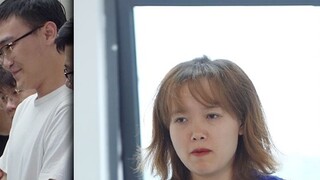 [Tòa nhà C, Phòng 802] Anh chàng đẹp trai hung hăng theo đuổi người phụ nữ trung niên và đối xử với 