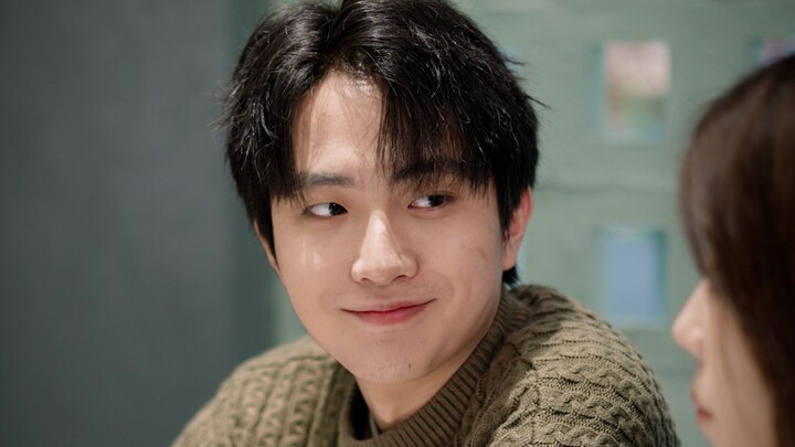 They say the way people around your friend treat you is the truest reflection of where you stand in 