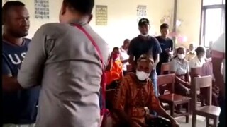 HORMAT KOMANDAN||SIKAP POLISI YANG PATUT DI TIRU