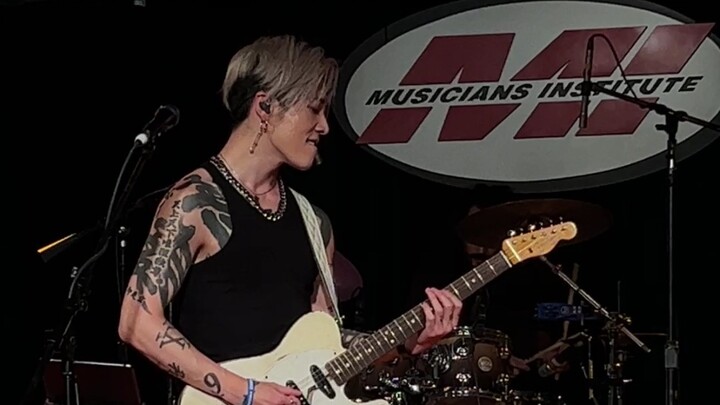 Miyavi đến làng giải trí Trung Quốc chẳng khác nào sói vào bầy cừu! Bao giờ anh ấy mới được gỡ bỏ lệ