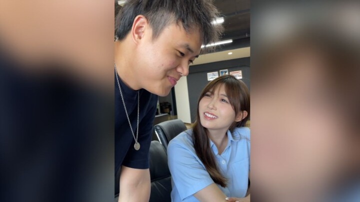 I’m starting to wonder if my female boss has a thing for me...