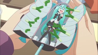 Mainan Hatsune ini akan diproduksi massal untukku! ! ! 😍