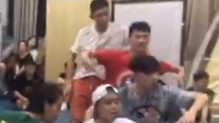 จากเด็กสาวที่เต้นป๊อปไม่เป็น เธอค่อยๆ เรียนรู้การออกแบบท่าเต้นและออกแบบท่าเต้นเดี่ยว ฉันหวังว่าจะสร้