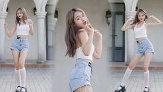 [دولوريس|شاشة عمودية] يقال أن الأولاد لا يستطيعون مقاومة Shake It عندما يكون أقرب إليك؟