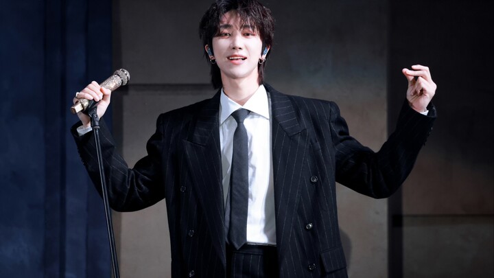 【Xu Minghao bernyanyi】Dulu waktu baru kenal, lihat dia bisa nyanyi nada tinggi maupun rendah dengan 