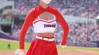 [4K] หัวบอลกระโปรงเล็กผิวคลาสสิก Li Duohui/TOMBOY