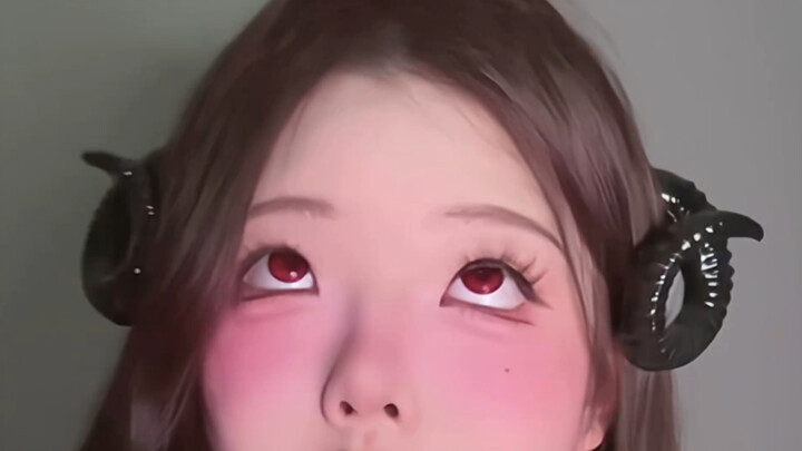 Một vài mảnh ghép của các anh trai nữ tính