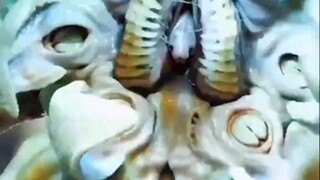 Jika Anda terjerat dalam tubuh monster ini, maka tunggu parasitnya.