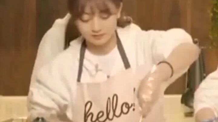 She really loves Ziyu so much!