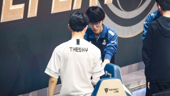 They never imagined they would become the league’s last true top-laner.