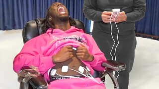 Kai Cenat Tries a BIRTH SIMULATOR..