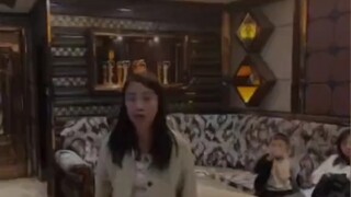 ต้องวิ่งไปร้องเพลงนี้กี่คน! ความรักนั้นลึกเหมือนทะเล