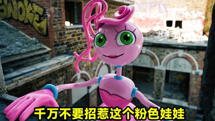 Đừng bao giờ chọc giận con búp bê màu hồng này, nếu không bạn sẽ còn chẳng kịp hối hận đâu