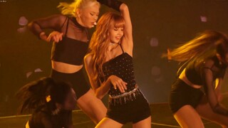 BLACKPINKLisa在推特上引发热潮的翻跳舞蹈芭比身材跳舞也不失力度！