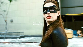 This generation of Catwoman can be said to be the ceiling of Yan Zhi!