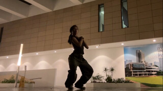 What kind of mind could come up with such a smooth dance?