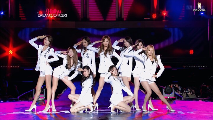 【4K 60 FPS】Girls’ Generation - Genie (11.10.06)