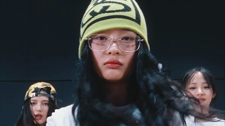 【ni ตัดเองโฟกัส】หมวกเย็น+แว่นตา+ล็อกกิ้งที่น่ากลัว... | สตูดิโอฝึกซ้อม SBS งานประกาศรางวัลเพลงฤดูร้อ