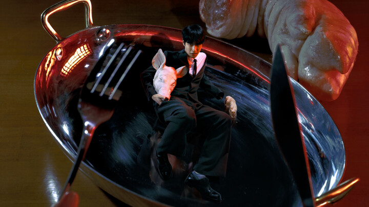 “Mengapa ikan begitu terpaku pada umpan?” Kreasi “Kawanan Ikan” ·