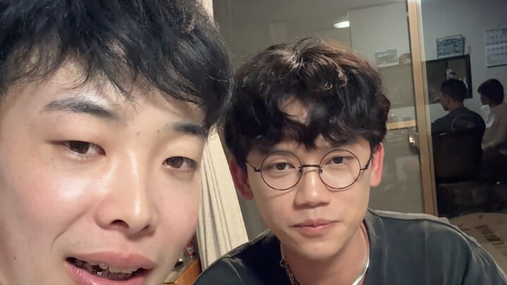 Fu’er Sang Cooks for the Japanese