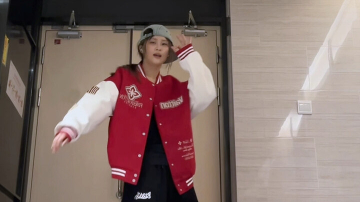 【Moon】Growl｜EXO｜Dance Cover｜The roaring beginning is so cool