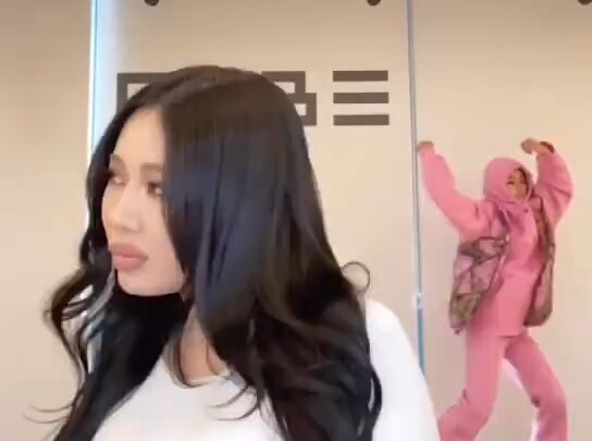 JESSI✘ Jeon Soyeon "Wife"