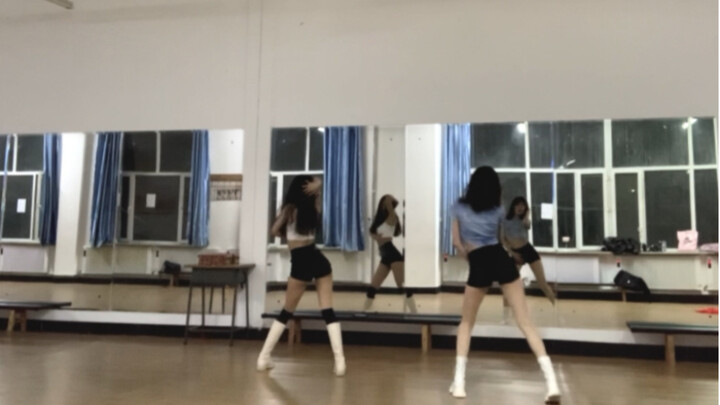 "wiggle wiggle"