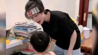 盘点辅导作业被逼疯的家长，熊孩子的脑洞真大，父母都快被气疯了