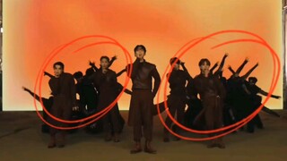 Dua karya koreografi yang saya temukan sangat menarik baru-baru ini: