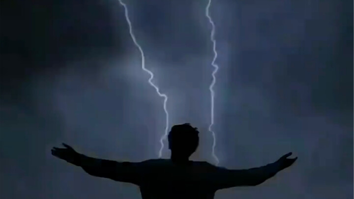 ในวันขึ้นปีใหม่ของปีมังกร ฉันหวังว่าผู้ที่ได้พบเห็นวิดีโอนี้ จะได้รับโชคลาภที่รุนแรงและหนักหน่วงไม่แ