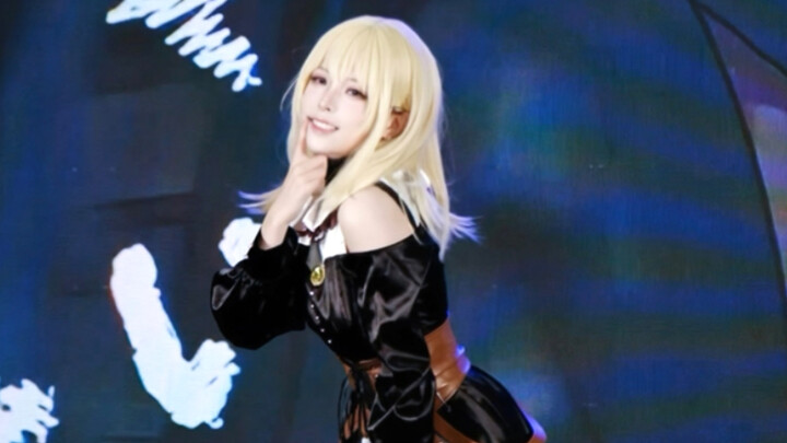 สายตาจับจ้องของฮิคารุ?… หรือว่าเป็นคาซามิ!
