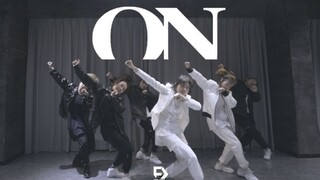 Lihat Jung-kook Shanghai membunuh dengan ketampanan! Cover dance BTS