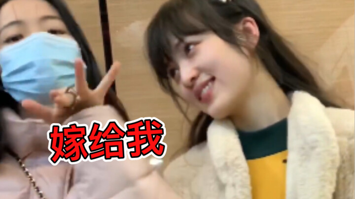 歹 徒 兴 奋 舞