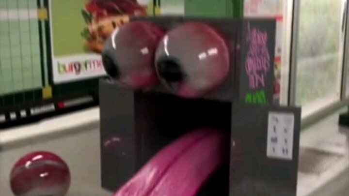 I love this kind of thing—no matter how hard I try to hold it in by covering my mouth, it still ends