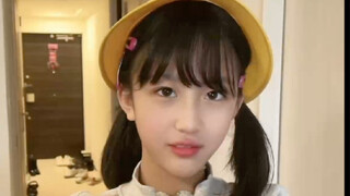 六年级新来的班主任是山口久美子老师？