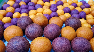 ขนมไข่ไดโนเสาร์ ขนมไข่นกกระทา ชีสยืด Deep Fried Sweet Potato Balls